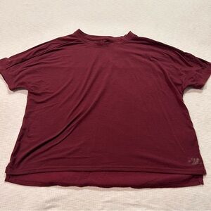 The North Face Womens Medium Maroon Short Sleeve Cropped T Shirt‎ Logo